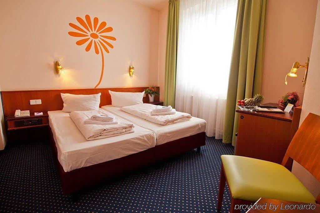Hotel Residenz Duesseldorf Bagian luar foto