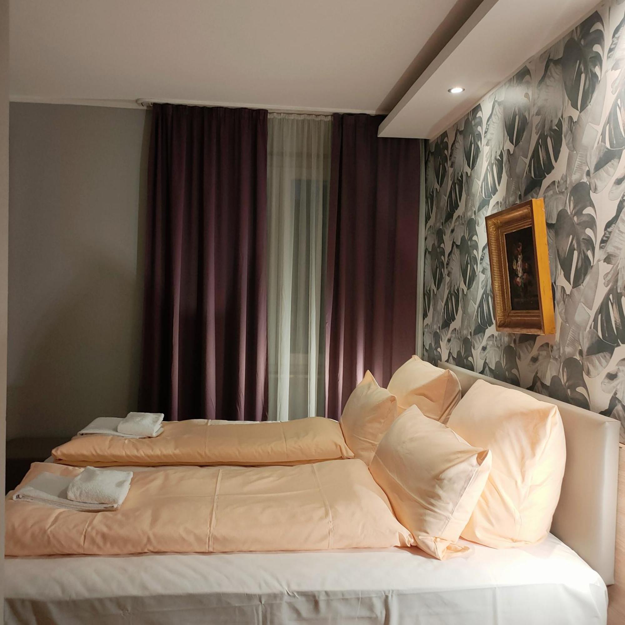 Hotel Residenz Duesseldorf Bagian luar foto