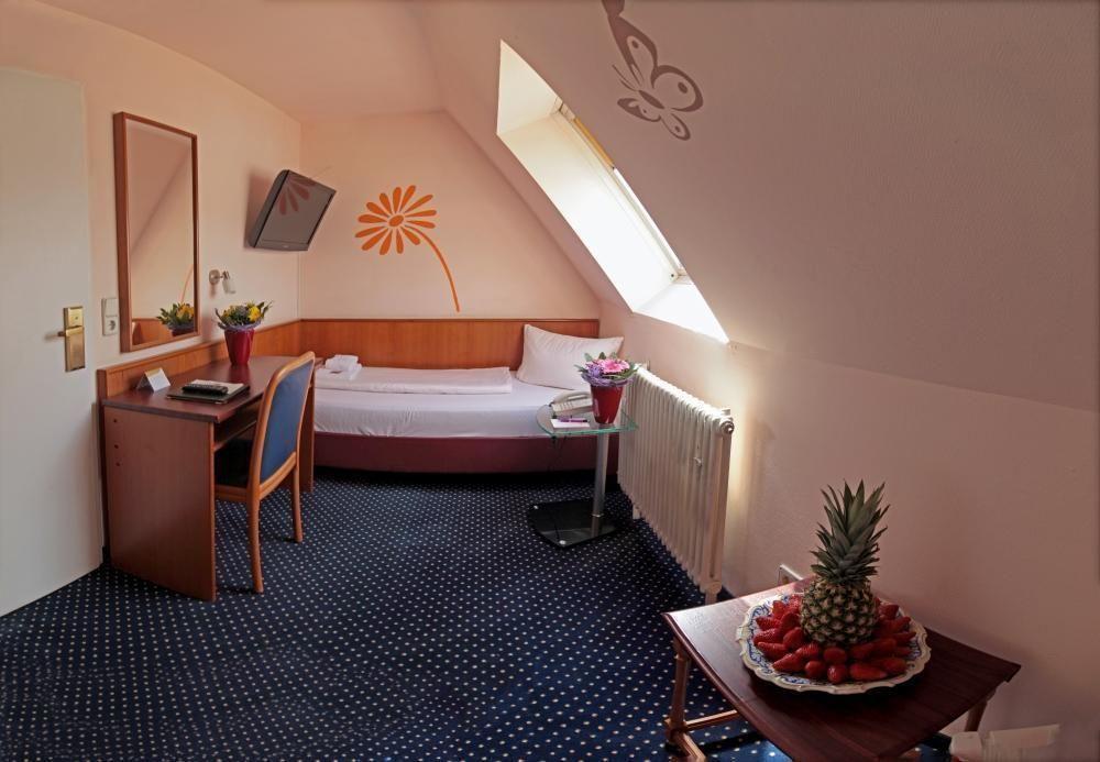 Hotel Residenz Duesseldorf Bagian luar foto