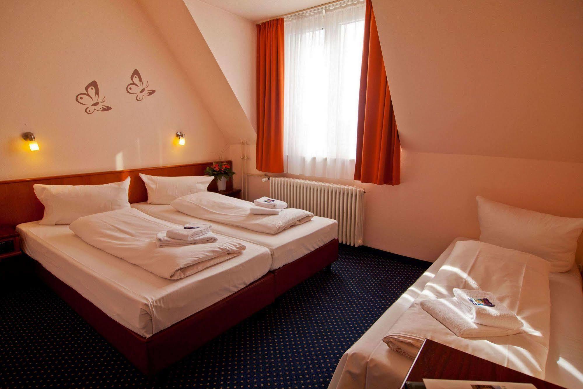 Hotel Residenz Dusseldorf Ruang foto
